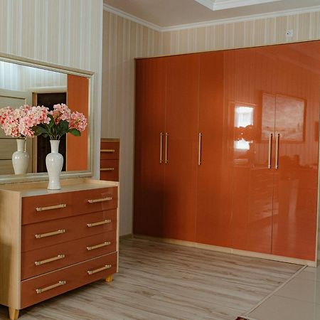 Union Plaza Hotel Astana Luaran gambar