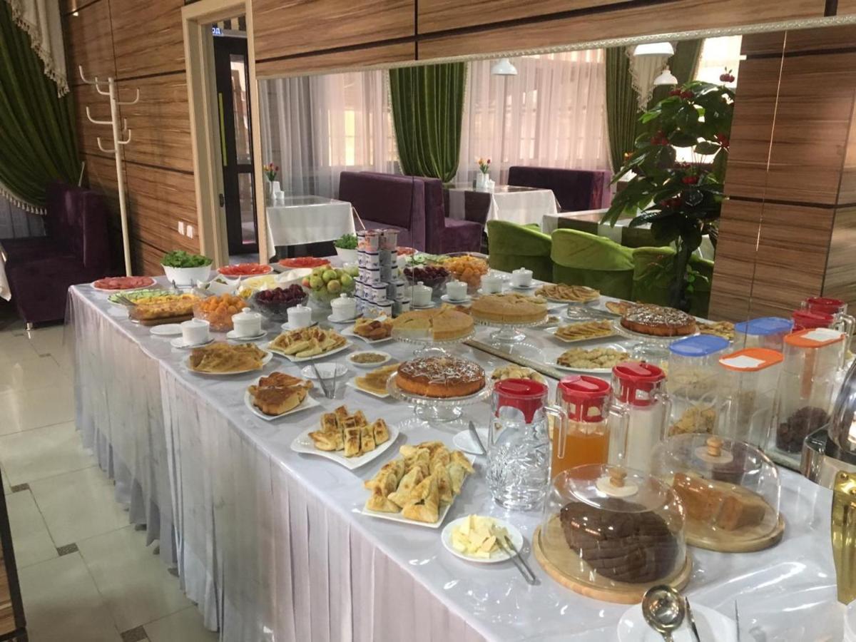 Union Plaza Hotel Astana Luaran gambar